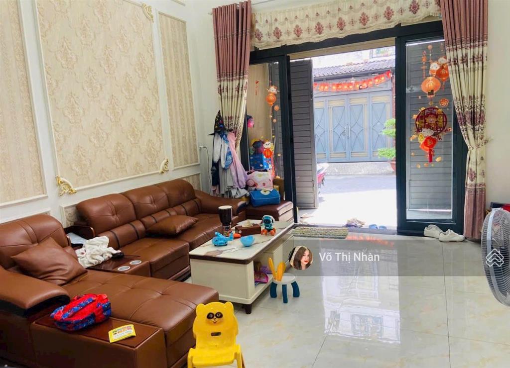 Nhà 4 tầng lầu hẻm 6m  khu nhà phố đồng bộ  dân cư văn minh  gần hiệp bình  giá 8.8 tỷ