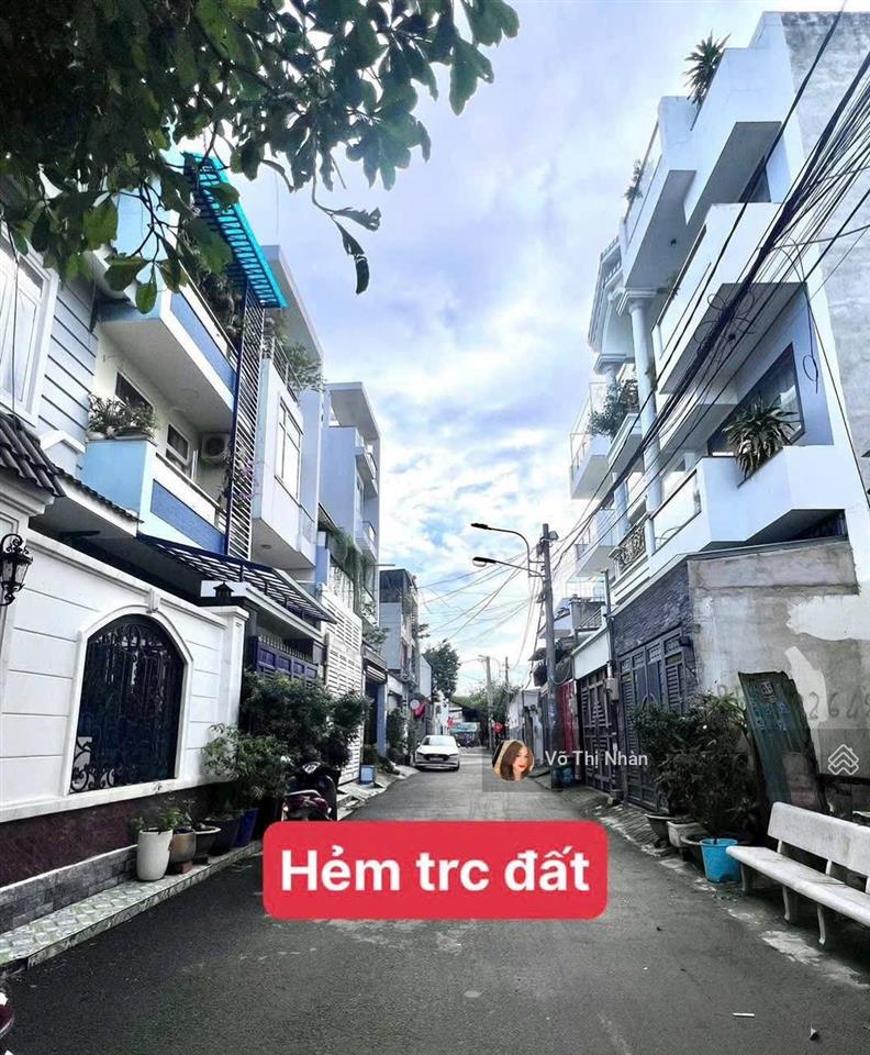 Lô đất đẹp ngay kha vạn cân  đường xe hơi 7m  dt 4*19.3m2  cách phạm văn đồng 500m  giá 6.8 tỷ