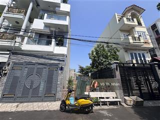 Lô đất đẹp ngay kha vạn cân  đường xe hơi 7m  dt 4*19.3m2  cách phạm văn đồng 500m  giá 6.8 tỷ