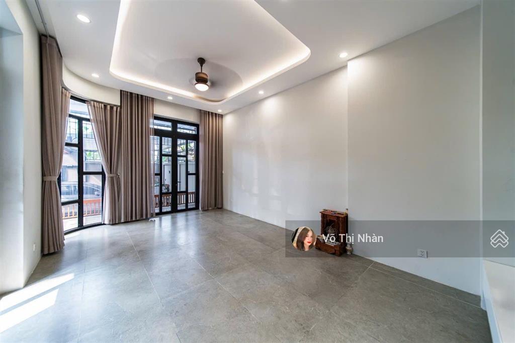 Bán biệt thự vườn hầm 4 lầu đường số 26 khu bên sông  hiệp bình chánh  cách phạm văn đồng 20m