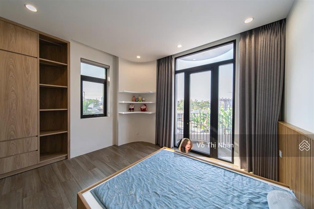 Bán biệt thự vườn hầm 4 lầu đường số 26 khu bên sông  hiệp bình chánh  cách phạm văn đồng 20m