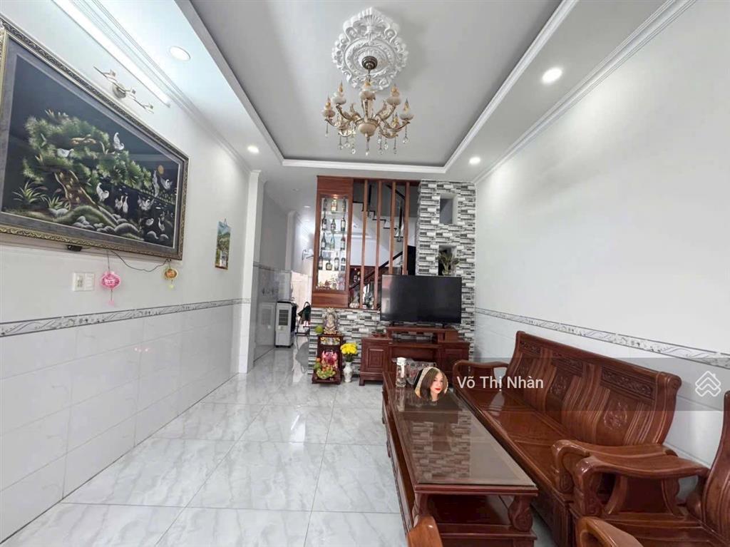 Khu vip bên sông  đường xe hơi 5m  gần ngay phạm văn đồng  giá chỉ 8.9 tỷ