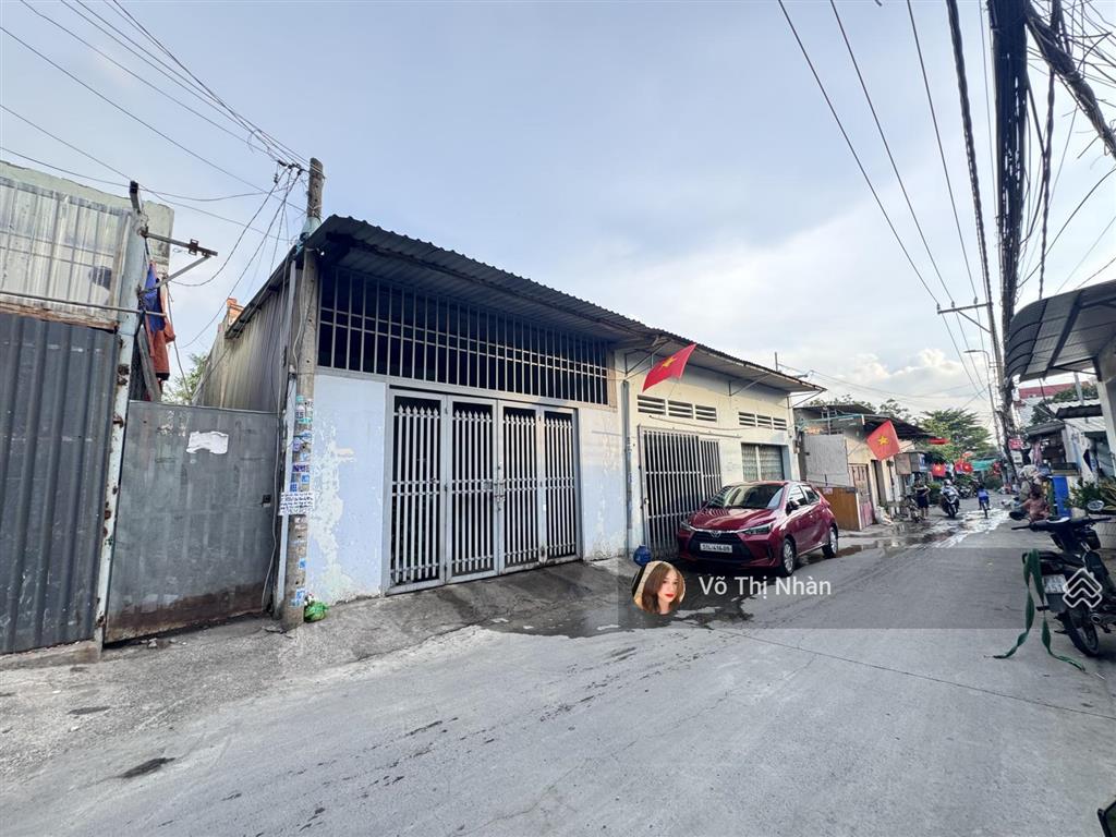 Diện tích 5*20m  giá 5 tỷ  hẻm xe tải ngay trường th bình chiểu  cách 20m ra đường tl43