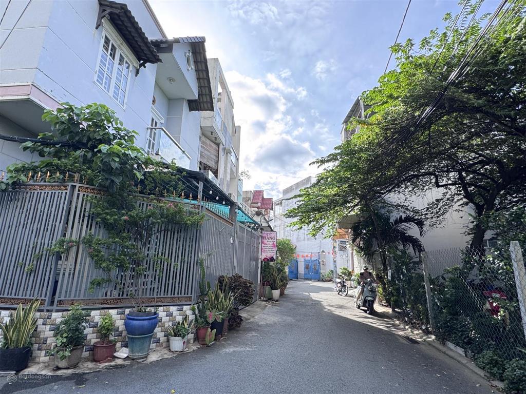 Lô đất đẹp ngay cây keo  hẻm xe hơi 6m  dt 92m2  giá chỉ 6.7 tỷ