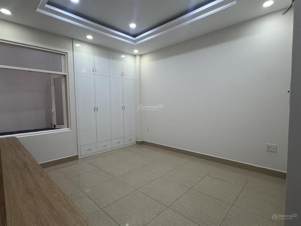 Cần bán nhanh có giá tốt  bán nhà mặt tiền đường 19 khu bên sông  dt 4*21m  cách sông sg 200m