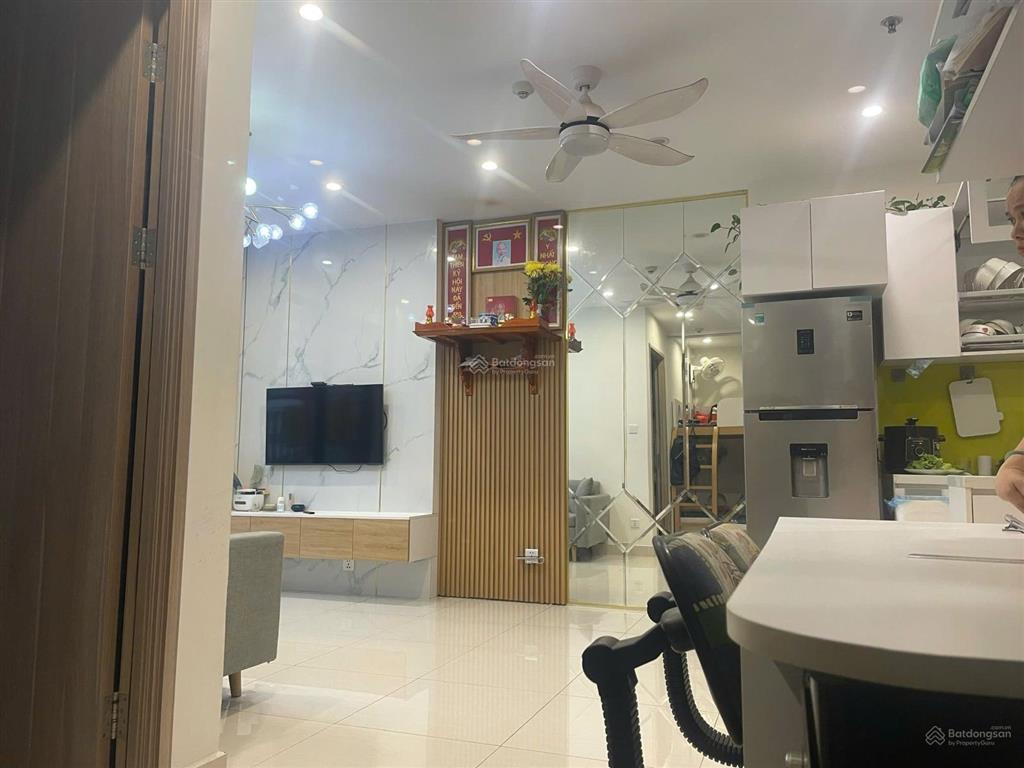 Rẻ đẹp bán 1n+1 full đồ vinhomes smart city tầng trung view đẹp