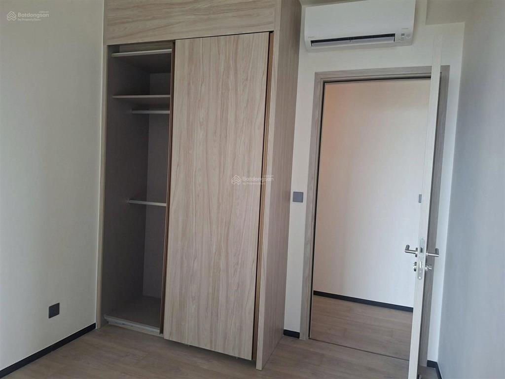 Cho thuê căn hộ 3 phòng ngủ, 101 m2, tại lumi hanoi, cơ bản.  0963 559 ***