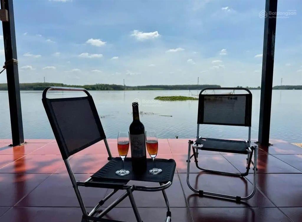 Đất sào view hồ, mặt tiền nhựa, sổ chính chủ