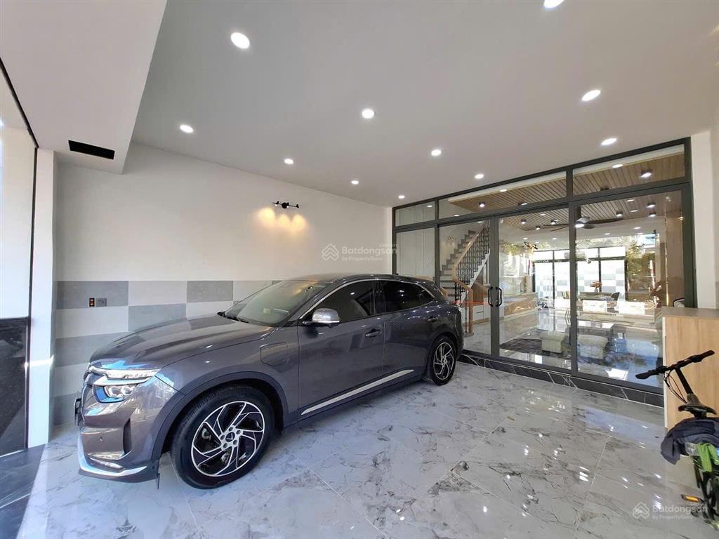 Bán nhà đẹp mới xây đường cao bá quát khu k1, 95m2, 4 tầng, giá chỉ 8,5 tỷ thương lượng