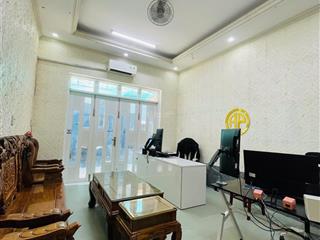 Bán nhà 1 trệt 1 lầu phan rang  đối diện công viên  gần công viên 16/4 giá chỉ 4ty2