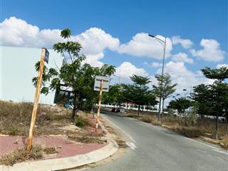 Bán đất k2  đối diện công viên  100m2 thổ cư chỉ 2,450 tỷ (bao sổ)