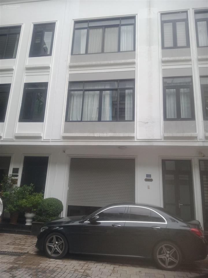 Cho thuê nhà trung yên 11 diện tích 90 mét mặt tiền 6 mét x 7 tầng thông sàn thang máy