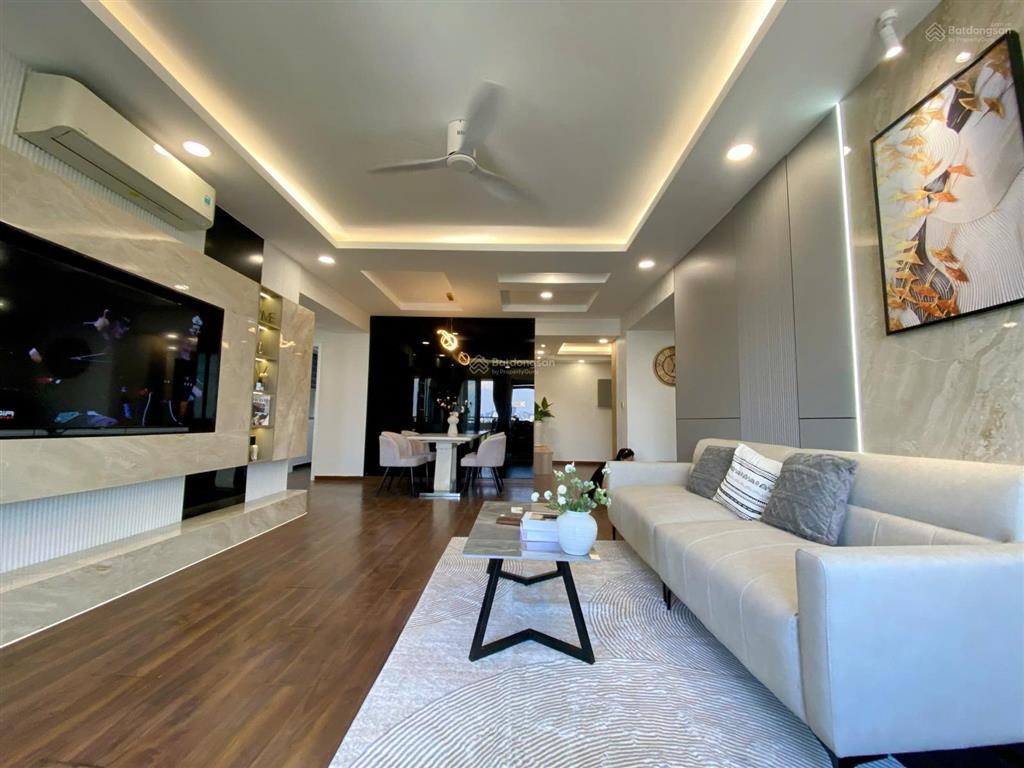 Bán căn hộ cao cấp mỹ khánh 2a phú mỹ hưng, dt 118m2, 3 ngủ, full nội thất mới, view đẹp, giá 9,3ty