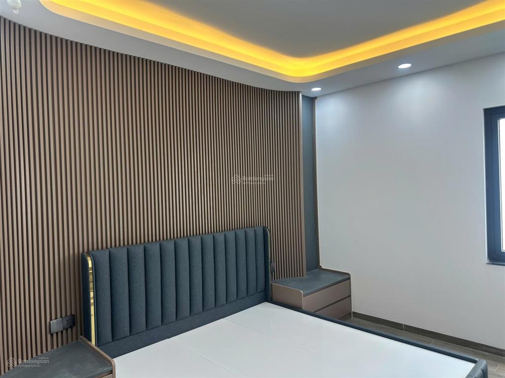 Chính chủ bán nhà mới lê văn lương, nhà bè, dt 80m2,  nội thất cao cấp, thang máy sẵn, giá 10,85 tỷ