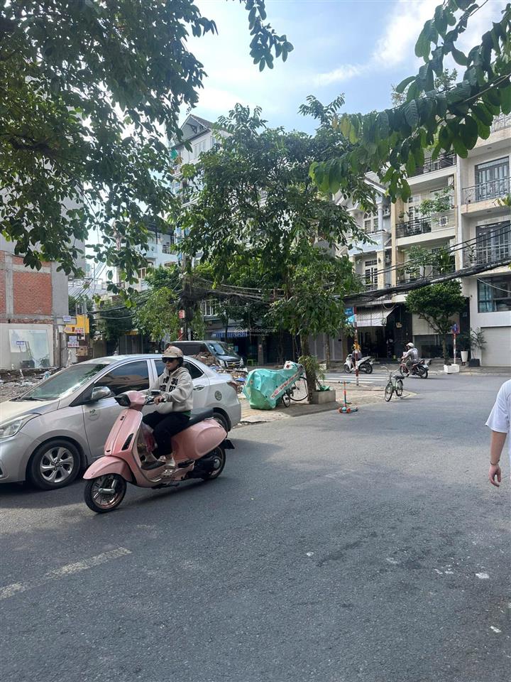 Lô đất đẹp góc 2mt đường số 79 và số 42 phường tân hưng, thích hợp xây căn hộ, văn phòng, giá 45 tỷ