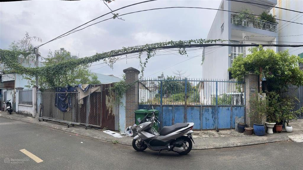 Bán gấp đất đẹp mặt tiền đường 104 man thiện, quận 9 ngang 12x42m (498m2) giá chỉ 40 tỷ