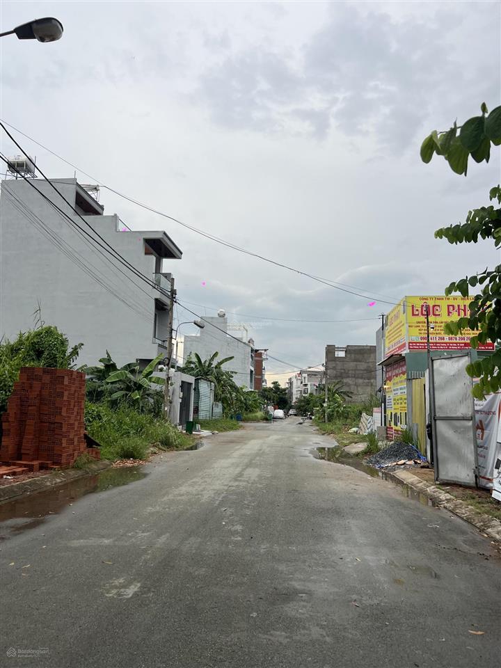 Bán 63m2 ngang 4,3m trục 10m hẻm 200 bưng ông thoàn, phú hữu, quận 9 giá 4,7 tỷ