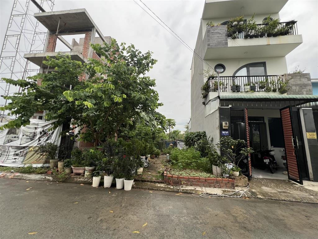 Bán 63m2 ngang 4,3m trục 10m hẻm 200 bưng ông thoàn, phú hữu, quận 9 giá 4,7 tỷ
