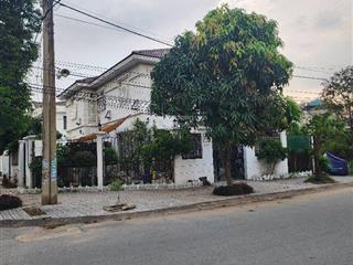 Bán nhà 1 trêt 1 lầu hẻm xe tải p phú hữu quận 9 80m2 tbac oto đậu trong nhà 6,3 tỷ sổ hồng bao sổ