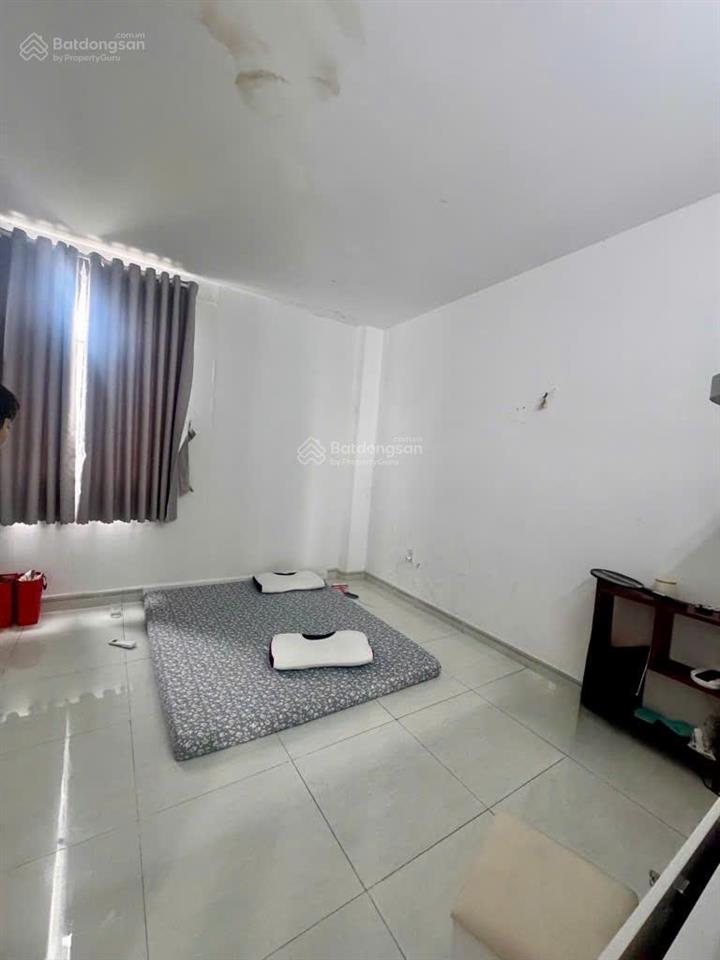 Bán nhà hxh 3 tầng 84m2 6x14m  5pn p phú hữu giáp quận 2 sổ hồng 6,4 tỷ 0764 994 ***