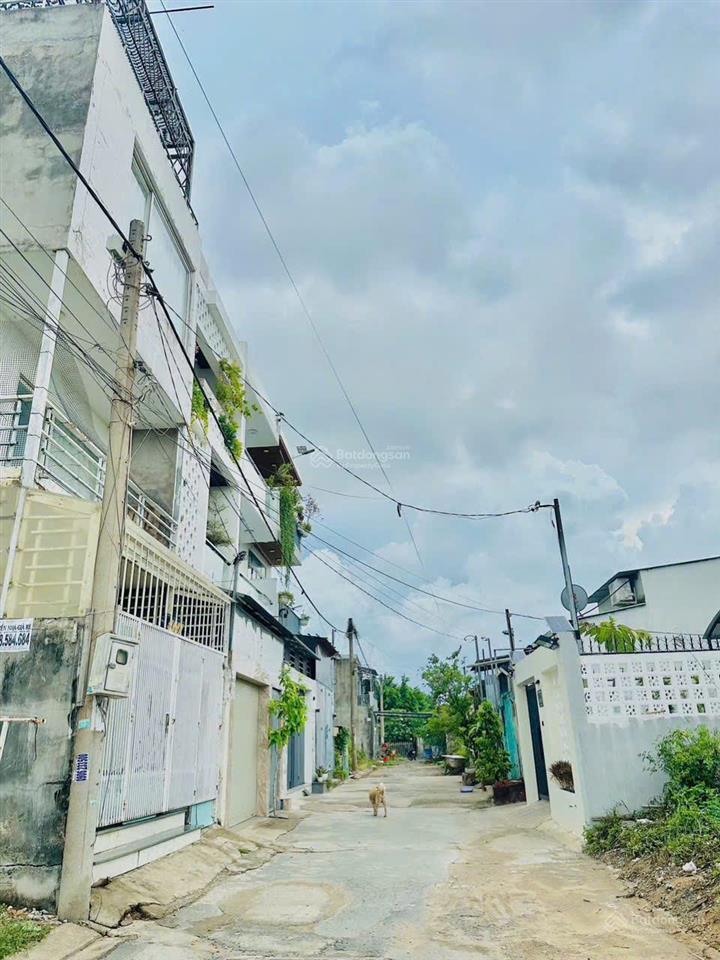 Bán đất gần biệt thự vill park đ bưng ông thoàn và lp p phú hữu quận 9 81m2 4,5 tỷ sổ hồng