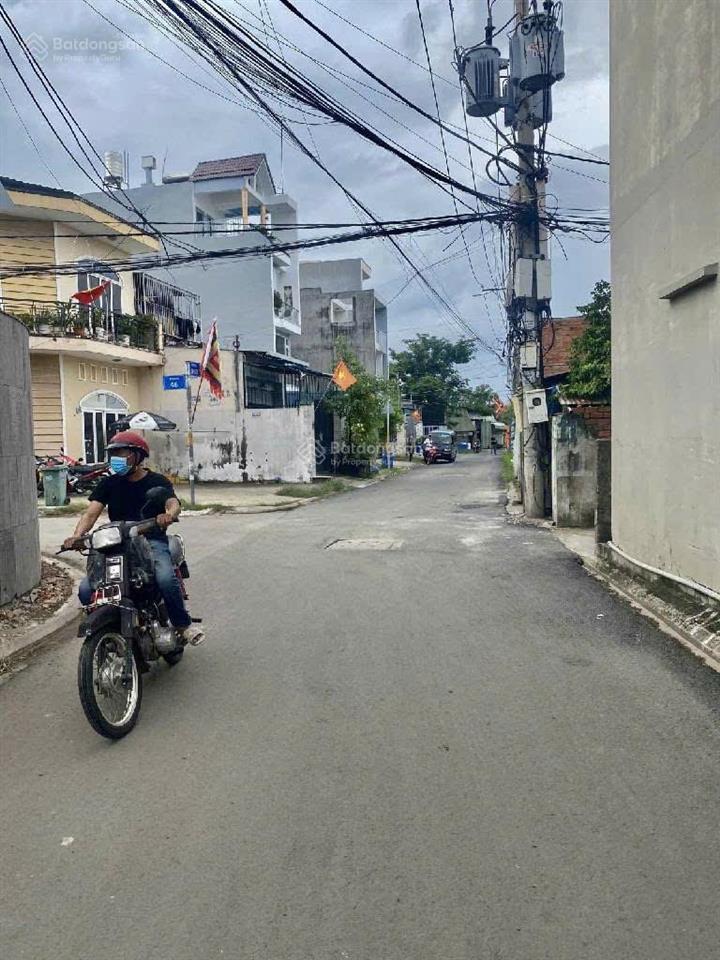 Bán nhà hẻm xe hơi thông sát p phú hữu quận 9 89,7m2 3,6 tỷ sổ hồng riêng 0764 994 ***