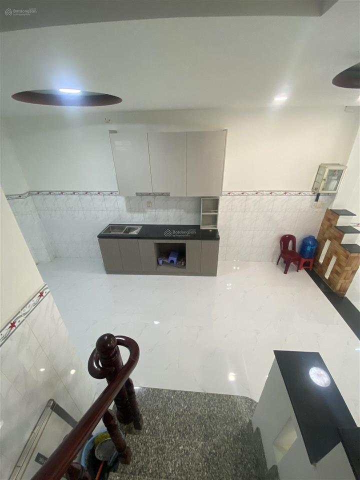 Bán nhà 1 trệt 1 lửng đường gò cát, phường phú hữu, quận 9. dtsd 50m2 4,5x11,1m sổ hồng, 2,5 tỷ