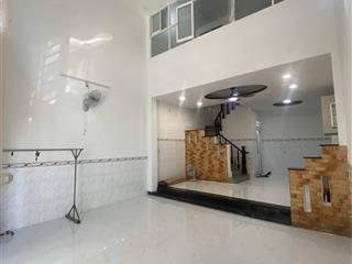 Bán nhà 1 trêt 1 lửng  gò cát p phú hữu quận 9. dtsd 50m2 4,5x11,1m sổ hồng, 2,5 tỷ