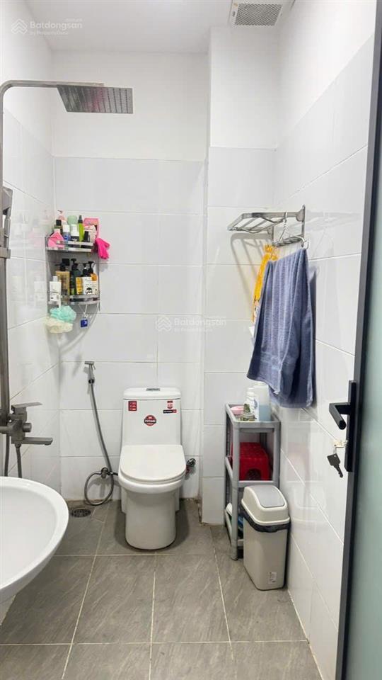 Bán nhà mặt tiền kinh doanh 3 tầng 50m2 5,7 tỷ sổ hồng 0764 994 ***