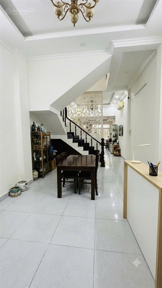 Nhà hxh thông nguyễn duy trinh, gần vòng xoay phú hữu, giáp quận 2  80m2 2 tầng 5 tỷ sổ hồng