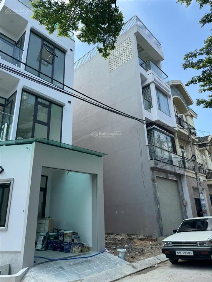 Nhà cấp 4 hẻm xe hơi 85m2 nguyễn duy trinh quận 2 tp thủ đức