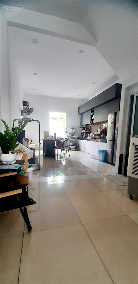 Bán nhà 80m2 2 tầng 6 tỷ p. phú hữu, quận 9