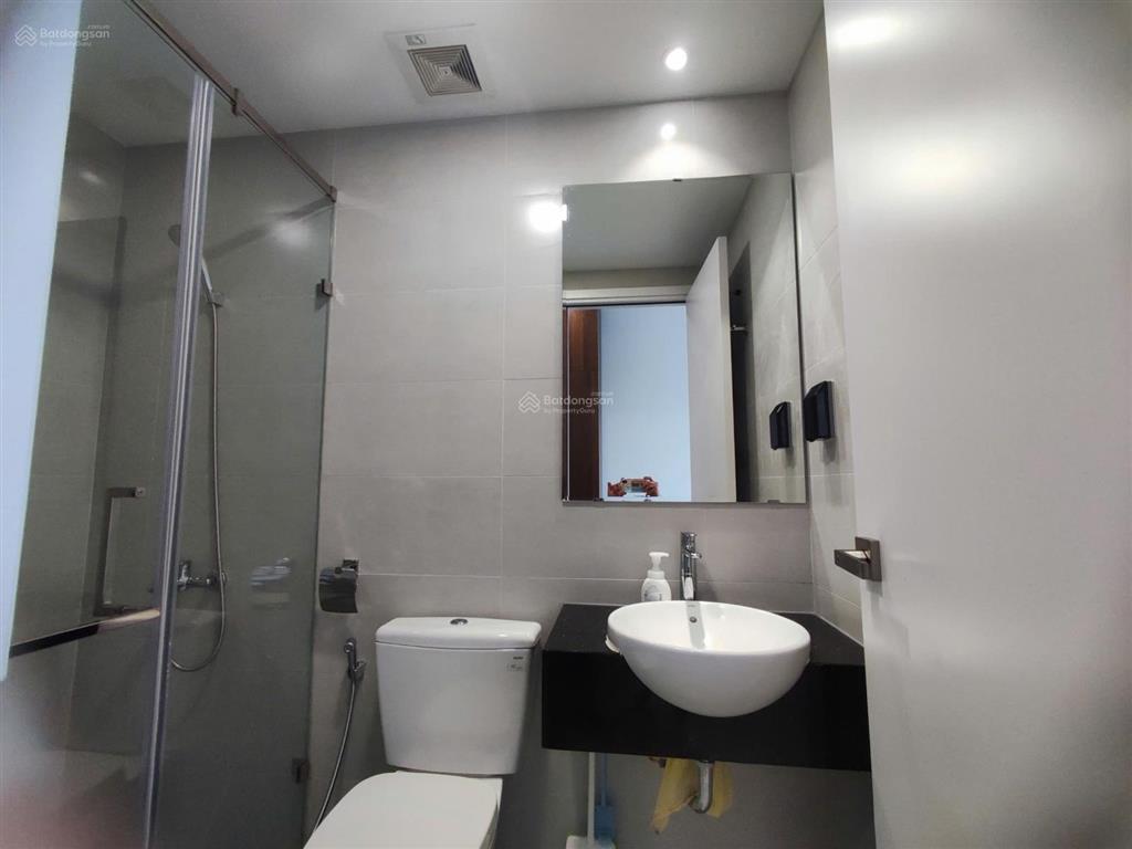 Chính chủ bán căn 1 trệt 1 lầu 107m2 3pn p. phú hữu 5,150 tỷ sổ hồng