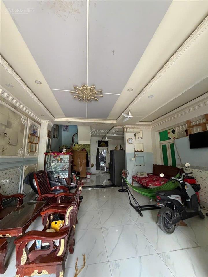 Nhà 4 tầng 3 mặt tiên 133m2 7,3x18m 7,99 tỷ ngay chung cư ricca gò cát phú hữu q9 sổ hồng đ9m