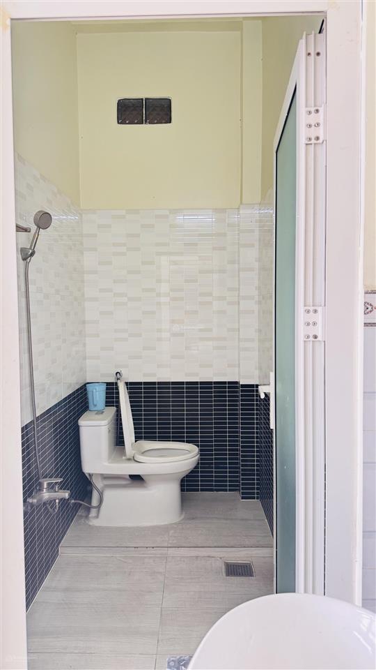 Nhà 3 tầng sổ hồng 90m2 ngang 6m đường xe tải 6 tỷ gần cầu xây dựng p. bình trưng đông, tp thủ đức