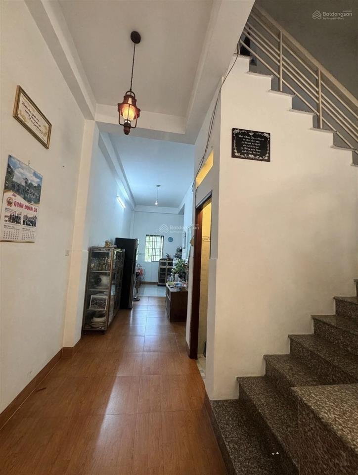 Bán nhà 1 trệt 1 lầu ngay chợ phú hữu q9 75m2 3pn 5 tỷ sổ hồng