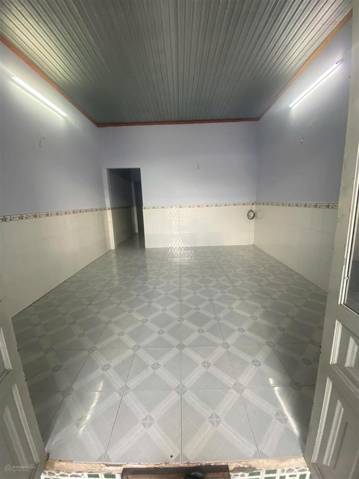 Chính chủ cho thuê nhà p. phú hữu quận 9 3pn 7tr đậu được ô tô trong nhà