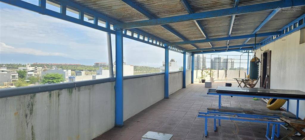 Cho thuê căn hộ nguyễn cơ thạch gần bãi biển sơn thủy, gần fpt