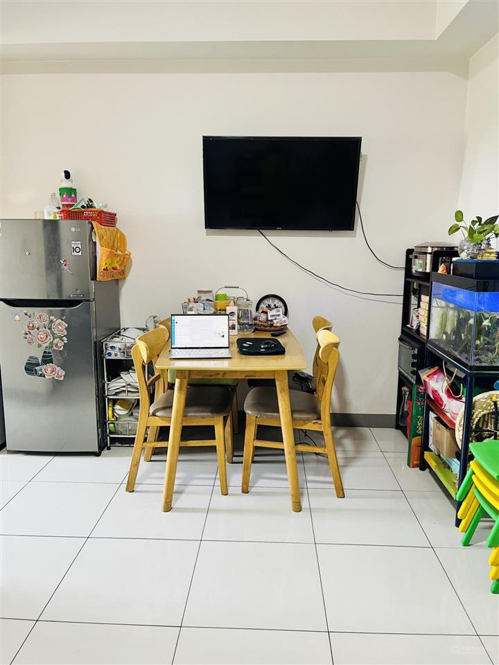 Cần bán căn hộ sài gòn metro park, 2pn  1wc, có nt, 2tỷ3,  0903 333 ***