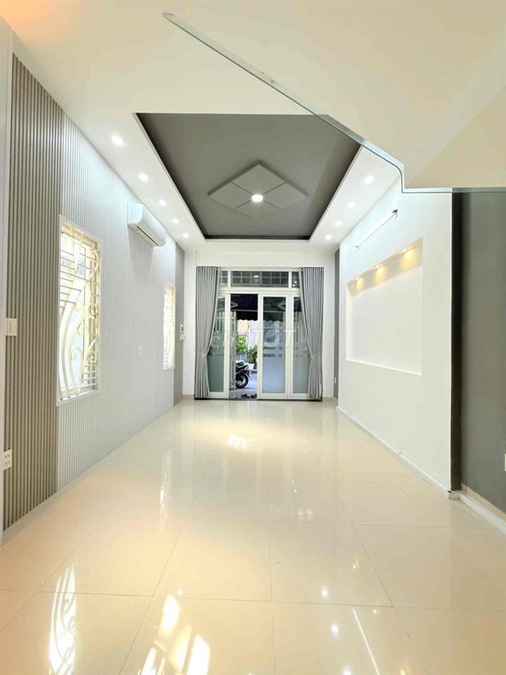 Cho thuê nhà nguyên căn 2 tầng, full nội thất, trung tâm Đà Nẵng