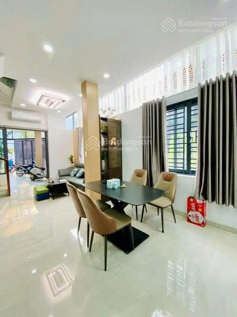Bán nhanh căn nhà phố đẹp 4 tầng, full nội thất, ở liền, giá7ty6, 4pn,5wc sân vườn, chỗ đậu ô tô