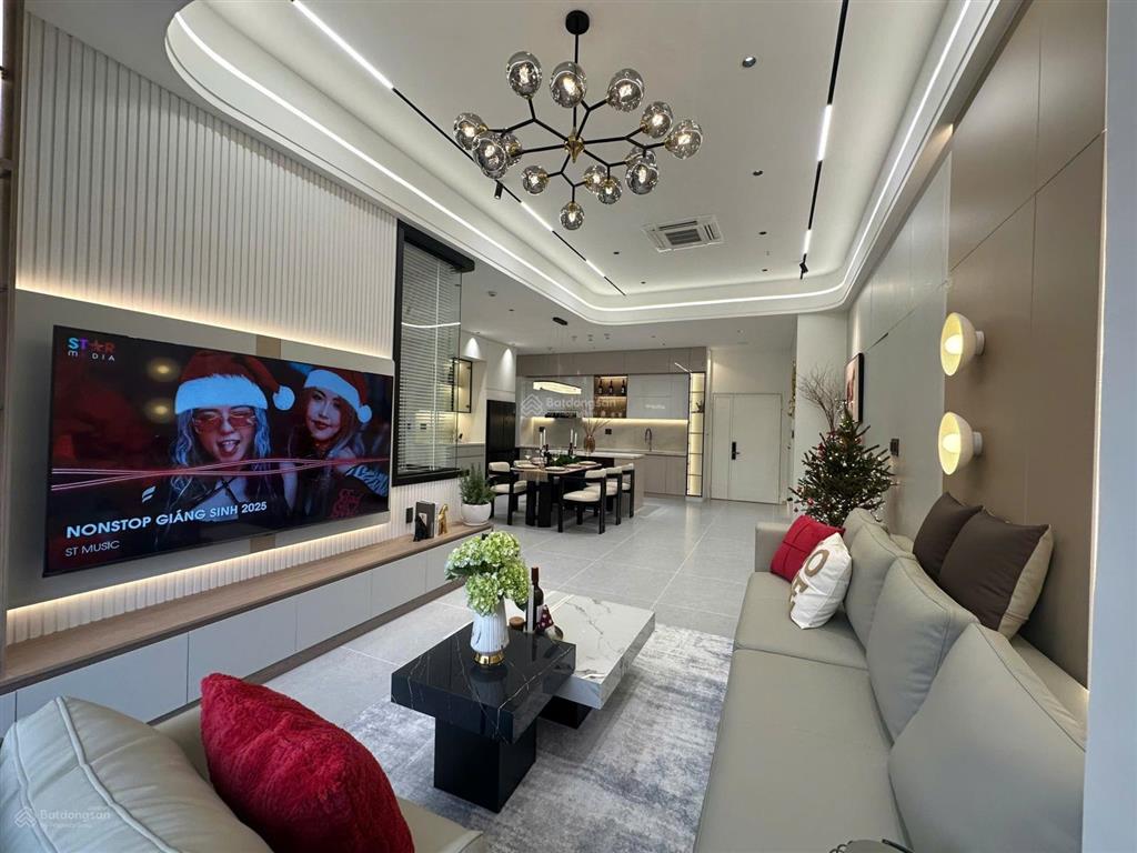 Bán căn hộ happy valley 100m, full đồ nhà đẹp, giá 8ty5 sẵn hđt 30tr/tháng