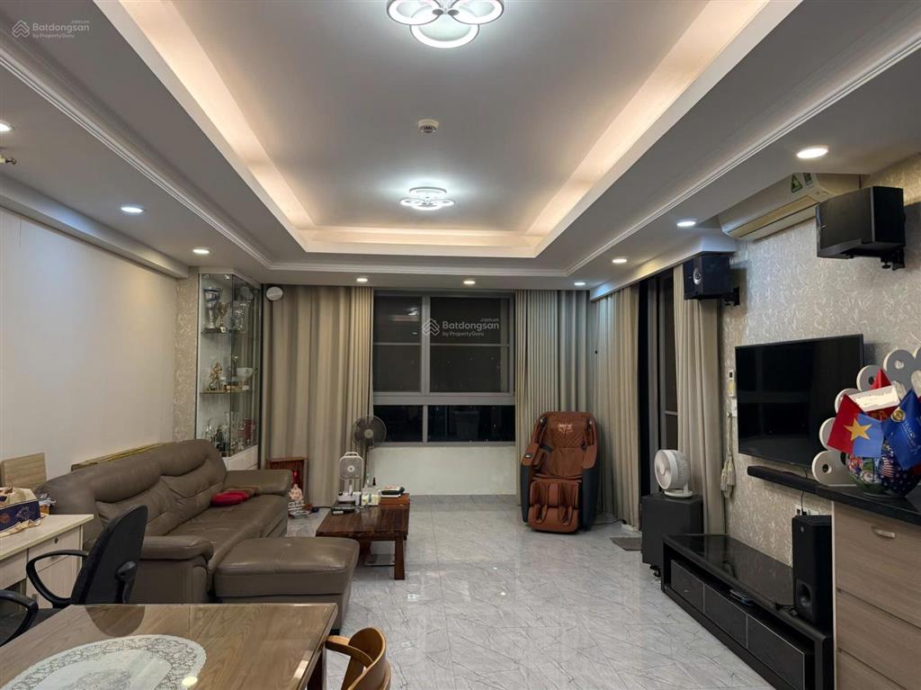Bán căn hộ green valley phú mỹ hưng 127.5m, 3pn, 2wc, full đồ, giá tốt