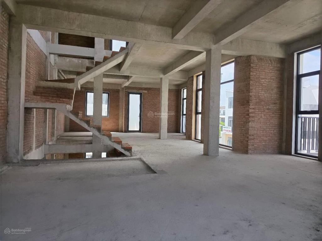 Bán nhà phố liền kề 6x20, 4 tầng, hoàn thiện ngoài thô trong, giá chỉ từ 5 tỷ