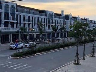 Bán Nhà Phố Imperia Vinhomes Green City 5x22, 4 tầng, giá 6ty7 đã sổ 