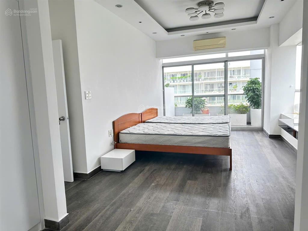 Cho thuê căn hộ sân vườn garden court 146m, 3pn, 2wc, giá 30triệu/tháng