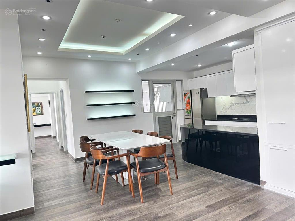 Cho thuê căn hộ sân vườn garden court 146m, 3pn, 2wc, giá 30triệu/tháng