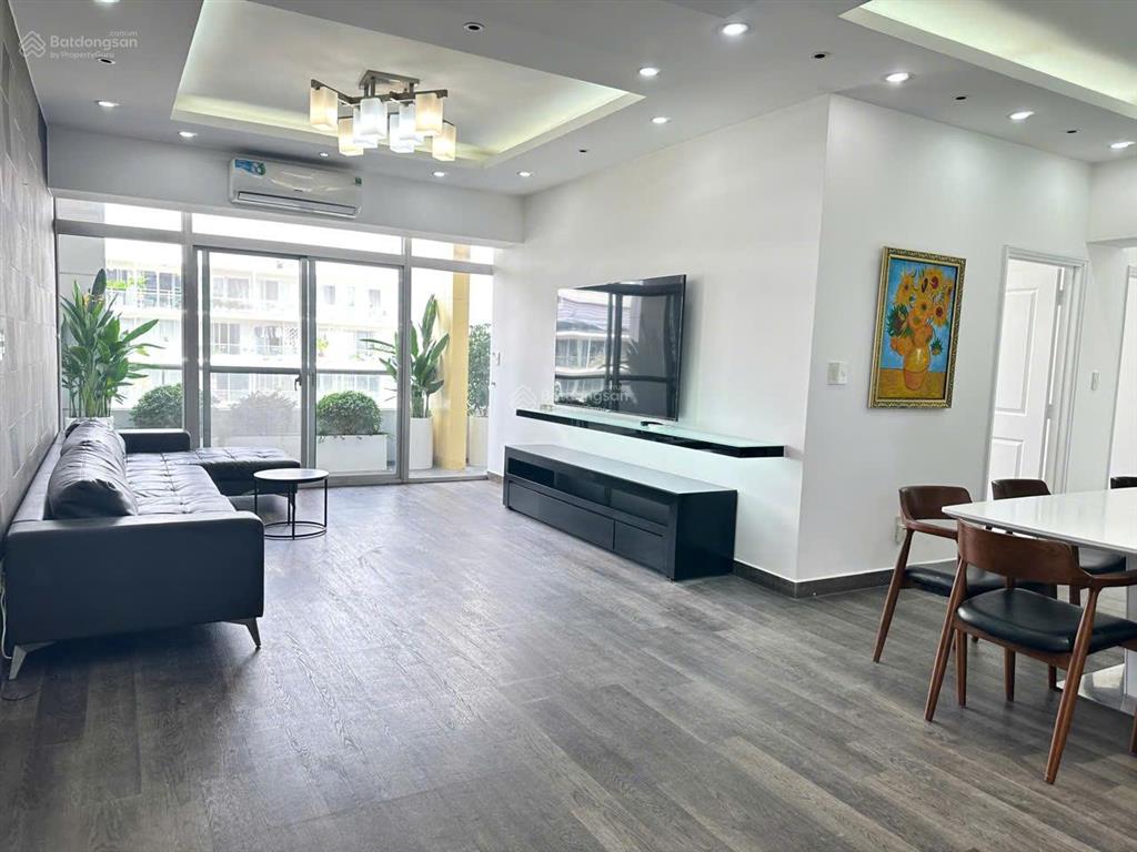 Cho thuê căn hộ sân vườn garden court 146m, 3pn, 2wc, giá 30triệu/tháng