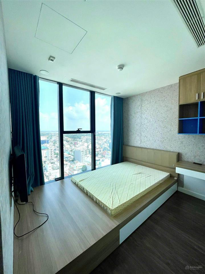 Bán căn hộ sunshine sky city căn góc  view sông, 132m, 4pn, 3wc, 1 kho, đang hđt 30 triệu/tháng