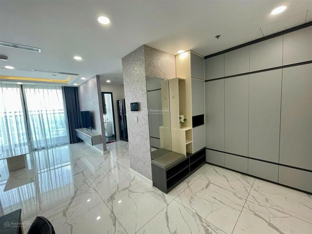 Bán căn hộ sunshine sky city căn góc  view sông, 132m, 4pn, 3wc, 1 kho, đang hđt 30 triệu/tháng
